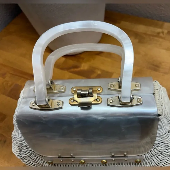 Vtg 50s 60s White Wicker Box Purse Marbled Lucite Lid NSB Japan + Spare Handle - Picture 4 of 10